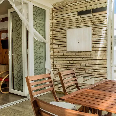 Stone Apartment Hajduszoboszlo