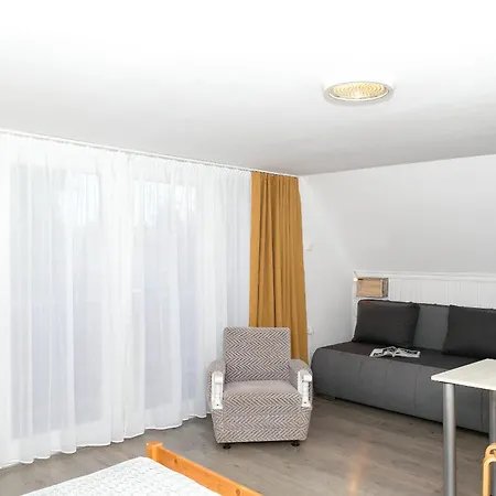Apartament Stone *